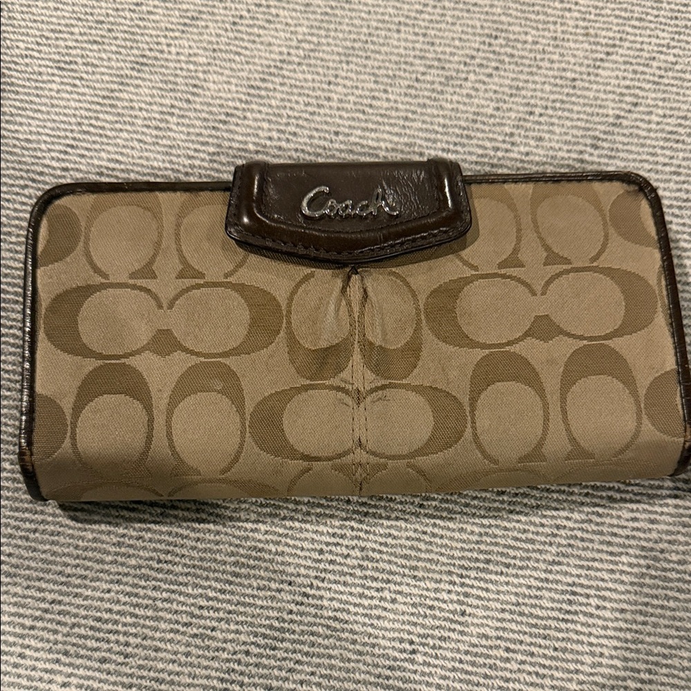 Coach Tan and Brown Signature Wallet